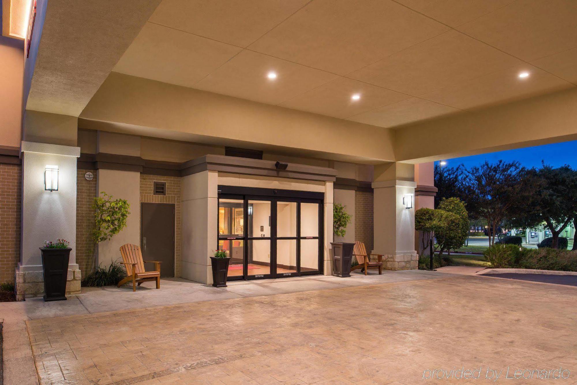 Hampton Inn San Antonio Stone Oak Eksteriør billede