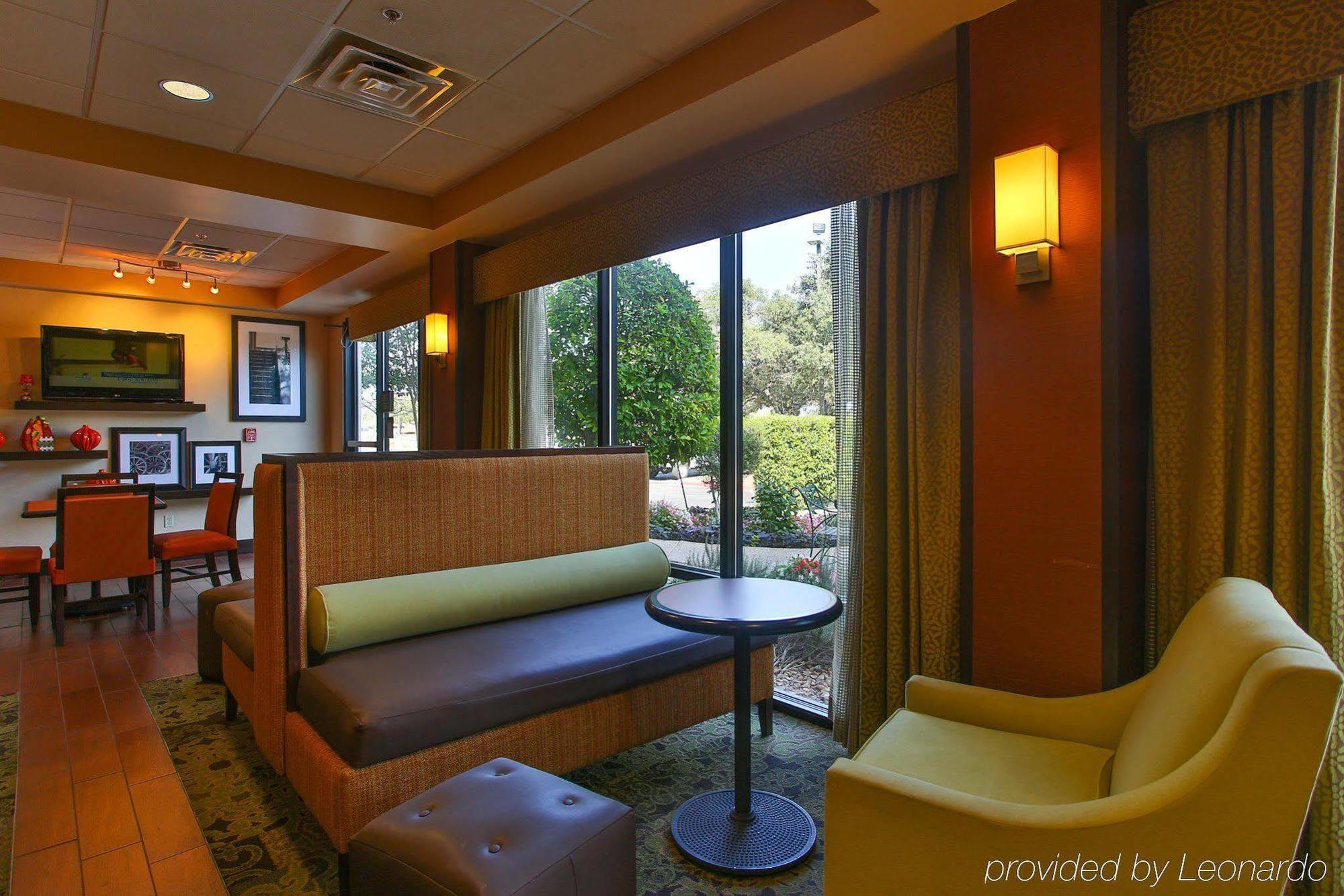 Hampton Inn San Antonio Stone Oak Eksteriør billede